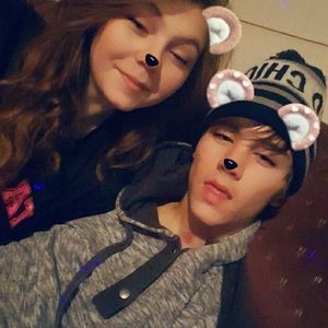 Meet your Posher, Devin